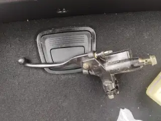 Master cylinder Peugeot speedfight 4 4T