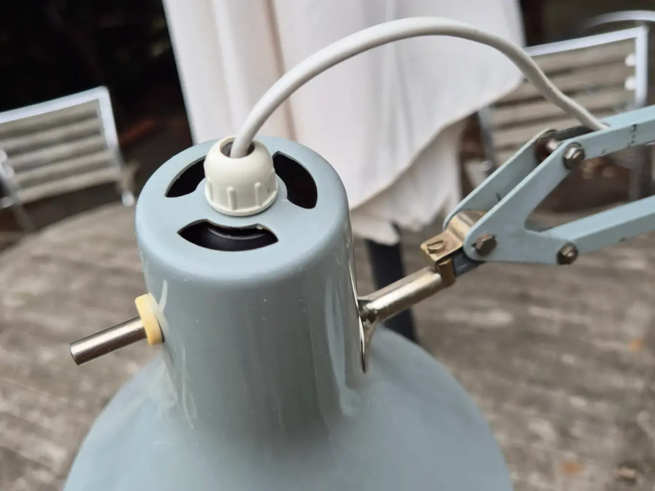 Billede 4 - Grå Luxo arkitektlampe med bordfod