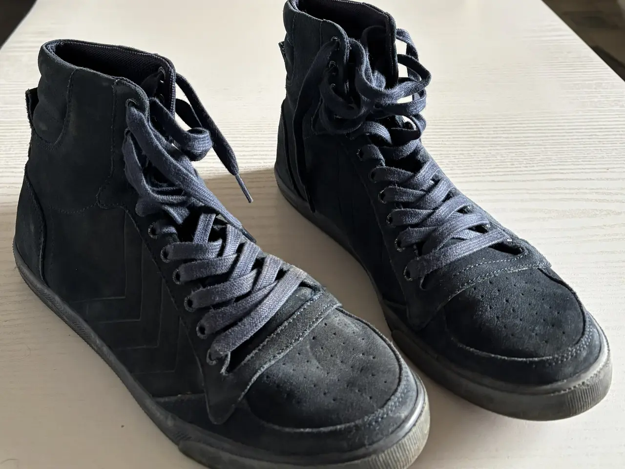Billede 2 - Højskaftet sneakers HUMMEL str. 40