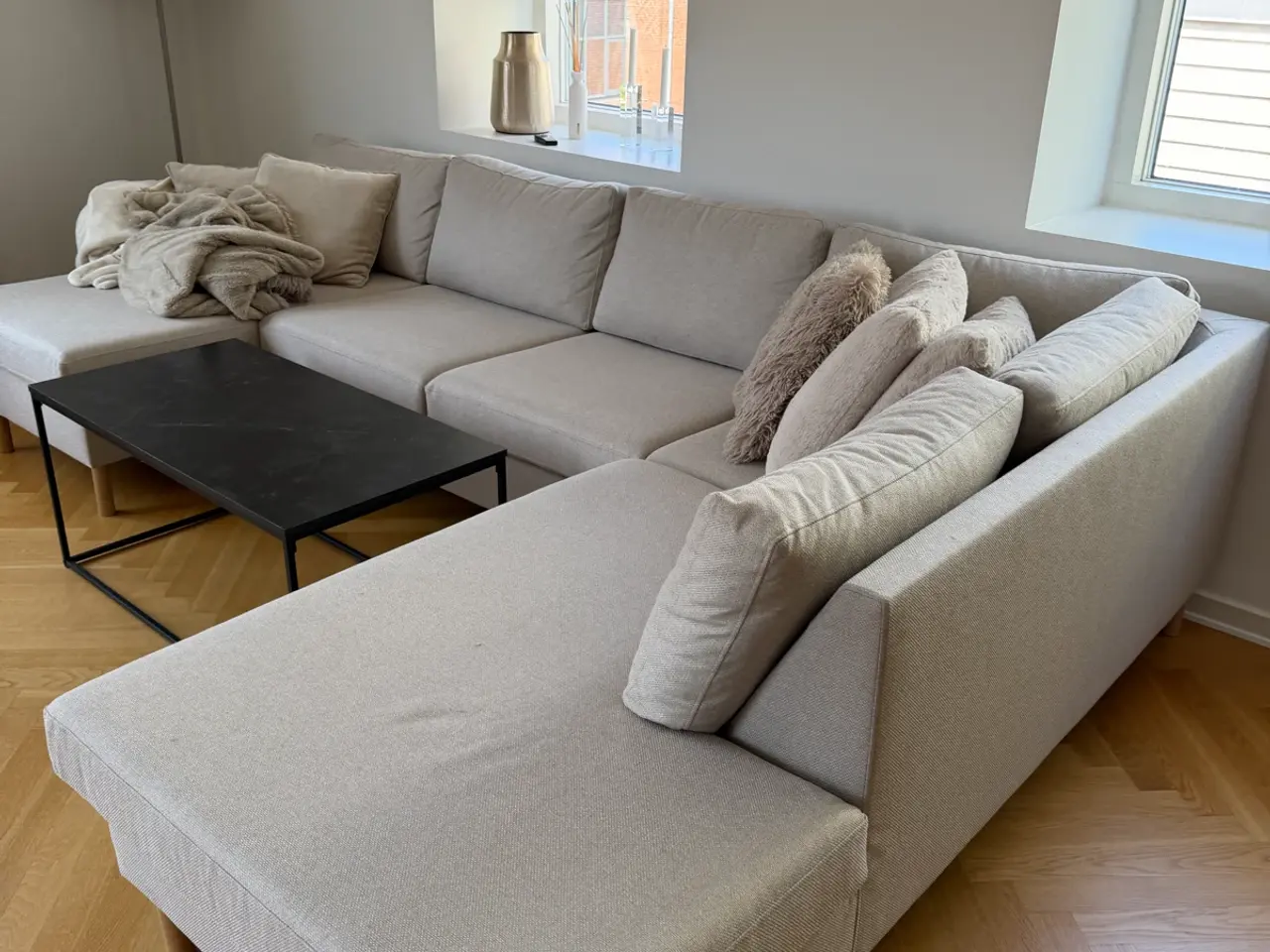 Billede 1 - Sofa og bord