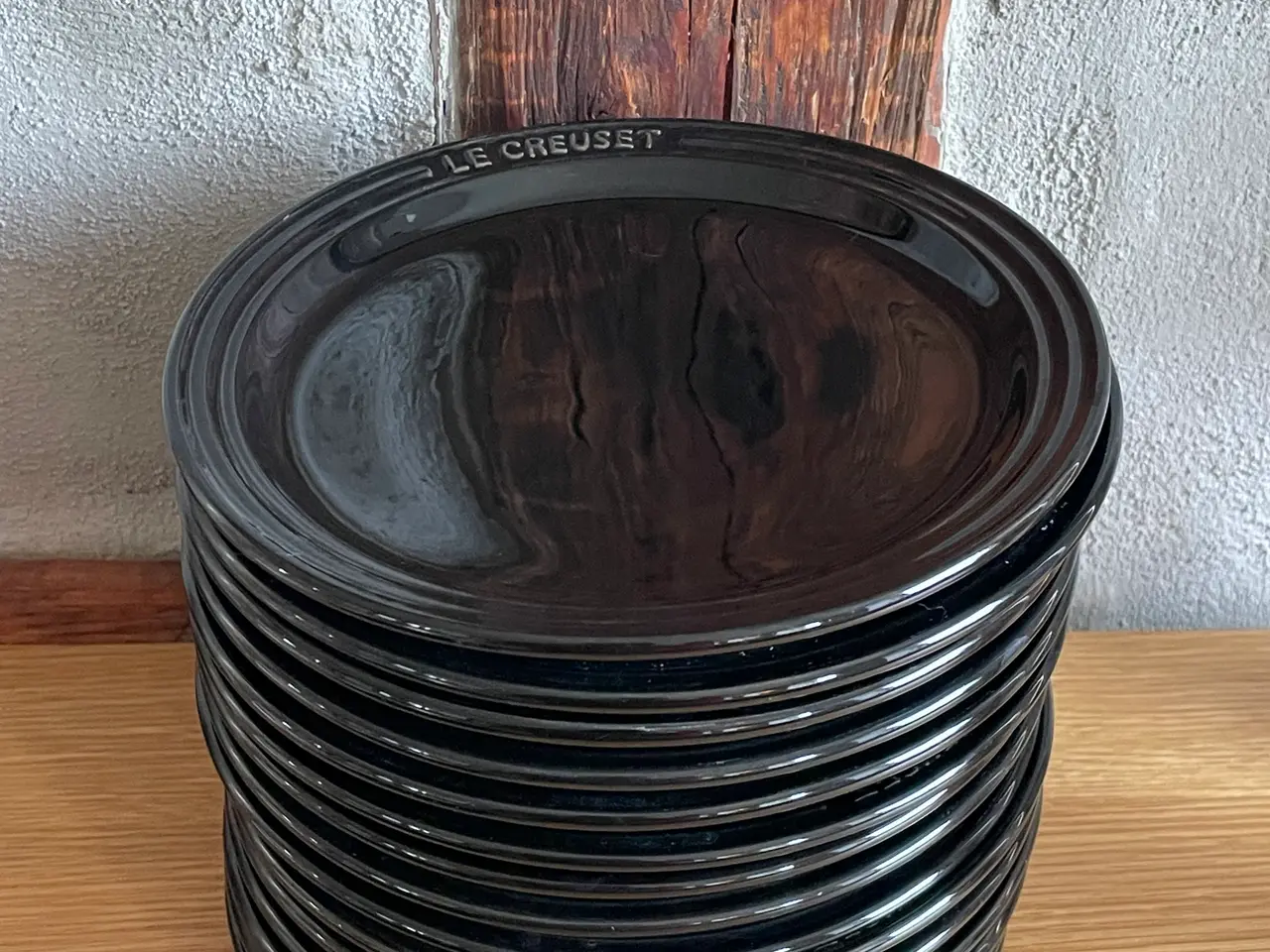Billede 1 - Le creuset tallerkner 14+1 sort