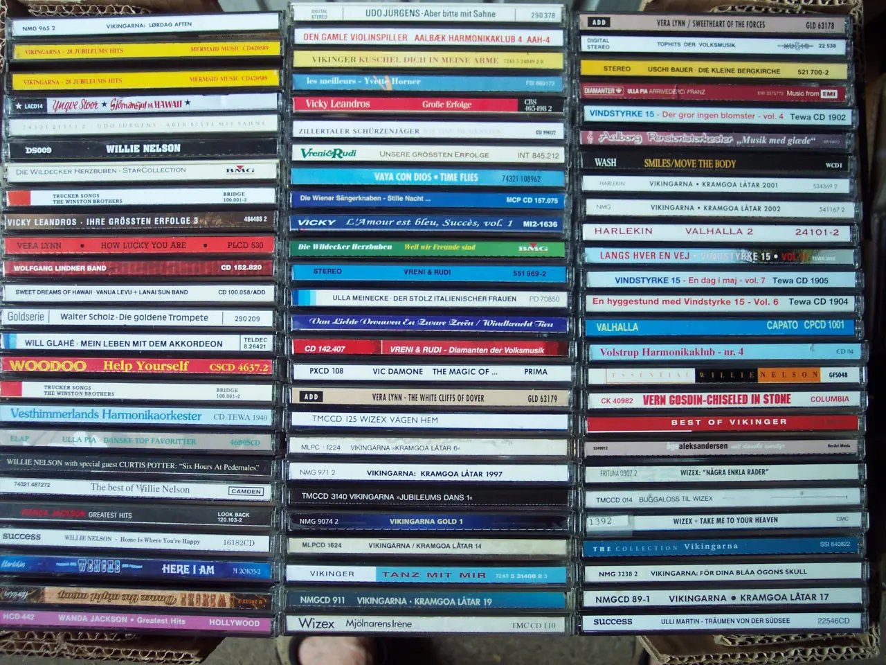 Billede 2 - 850 POP/ROCK/KLASSISKE CDer sælges stykvis….      