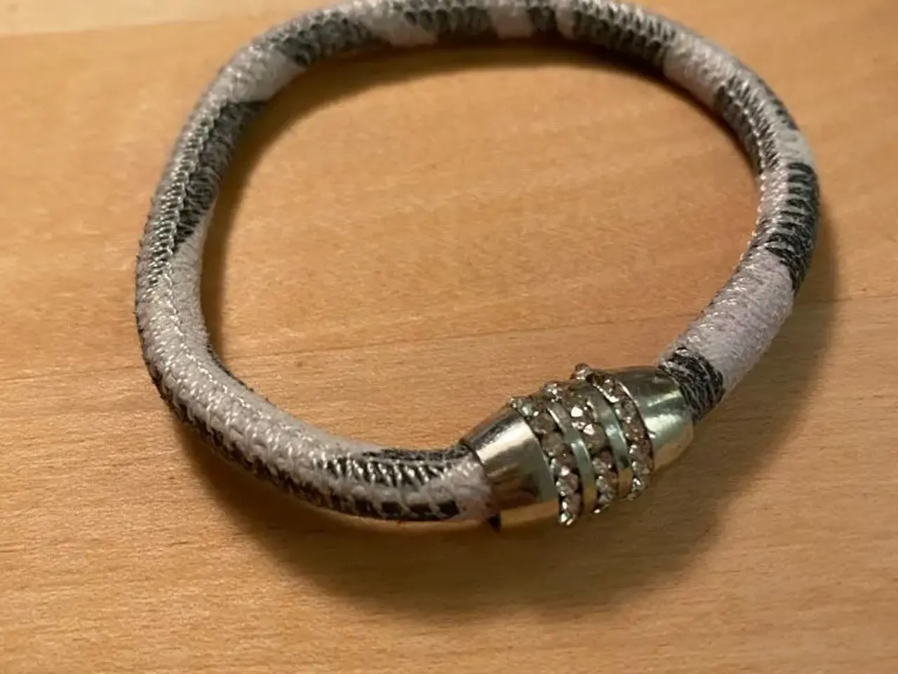 Billede 4 - Flotte nye armbånd