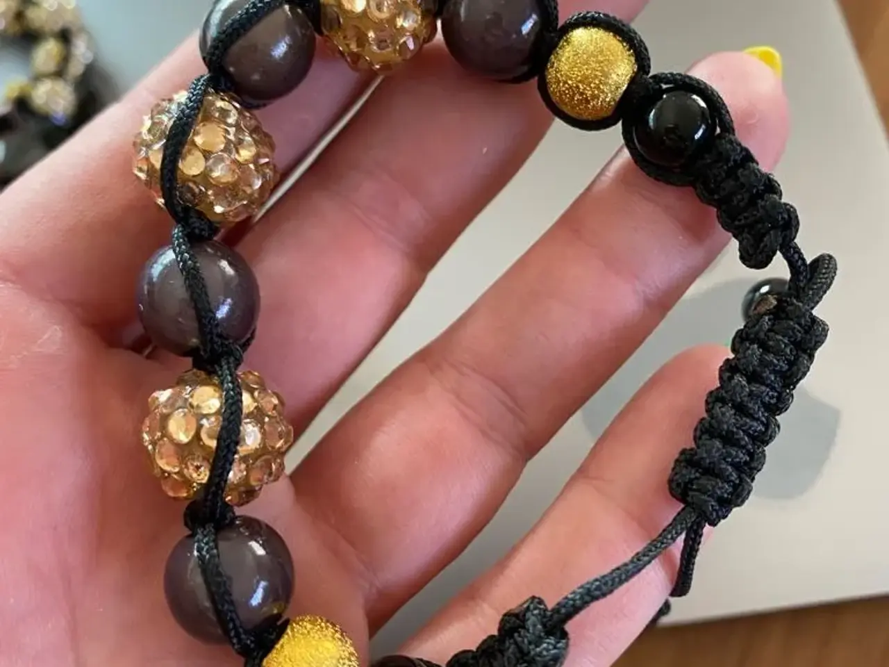 Billede 4 - Nye knyttede armbånd