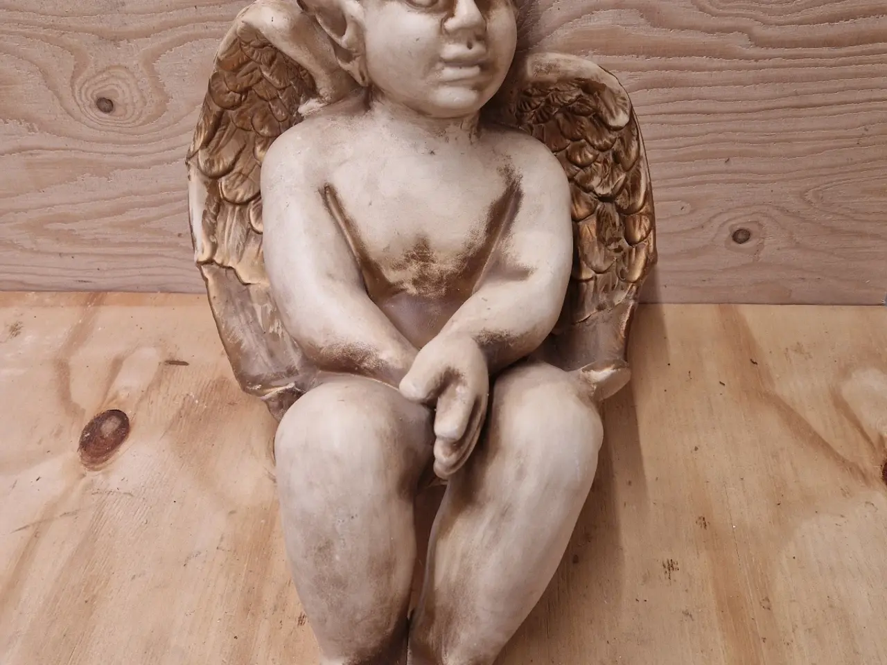 Billede 3 - Siddende engel 49 cm høj