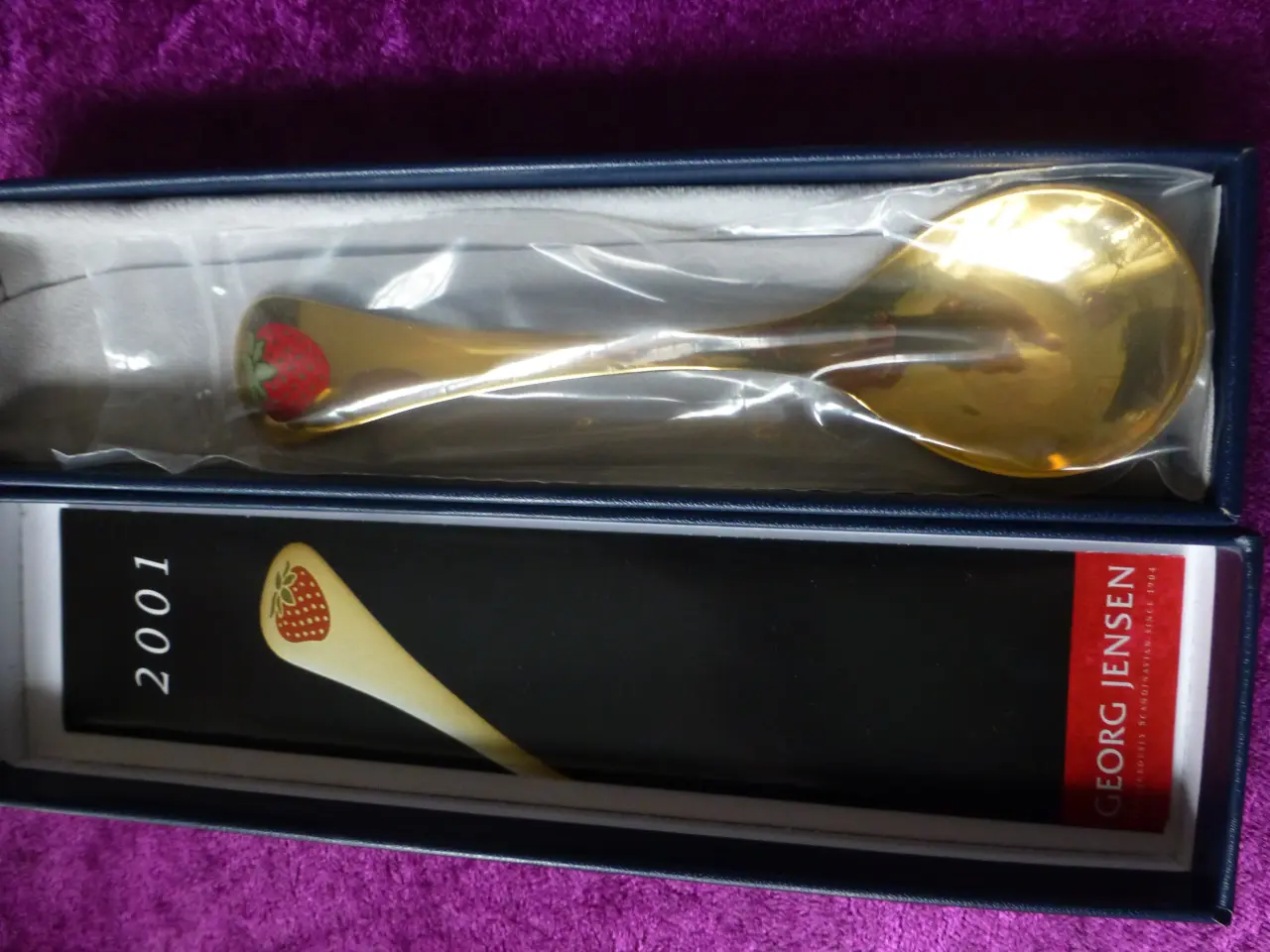 Billede 1 - Årsske 2001 Georg Jensen