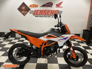 KTM 390 SMC R