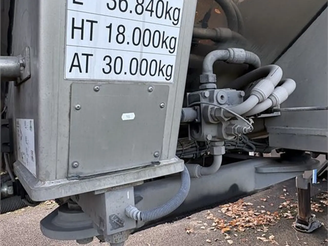 Billede 32 - VM Tarm 4 akslet tanksættevogn - Kapacity / Kapacitet 48 Ton - Baghjulsstyring / rear-wheel steering