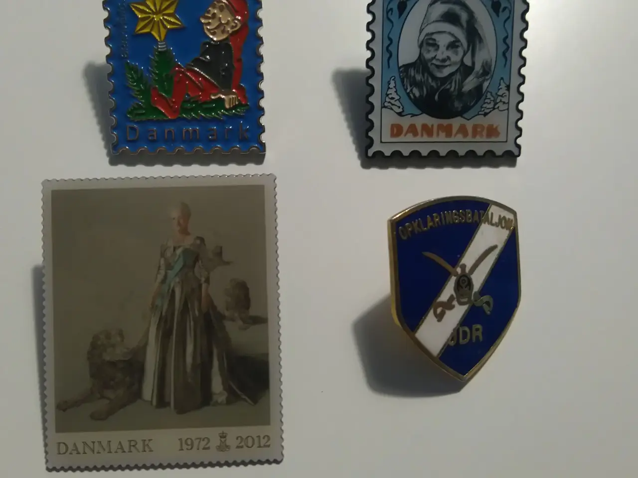 Billede 1 - julemærkepins 2011/12