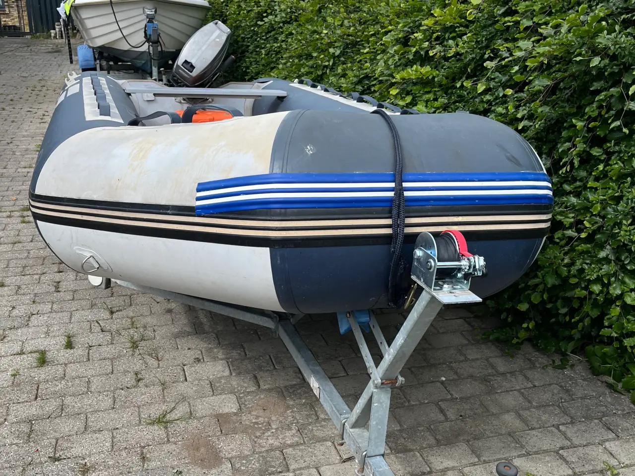 Billede 2 - Ny pris .gummibåd. 470.    Evt bytte.