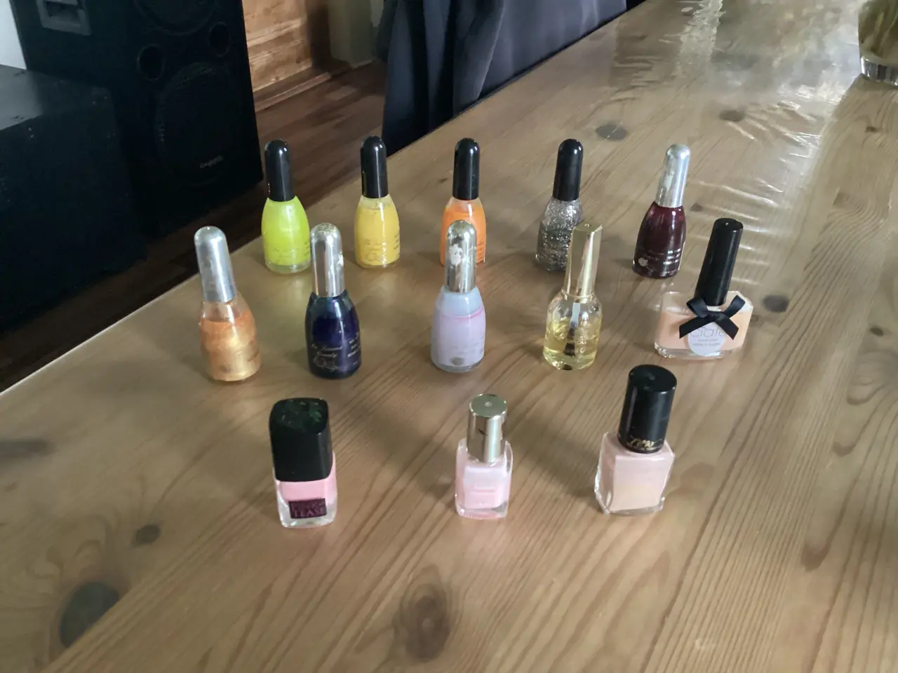 Billede 3 - Neglelak/ Læbestift og Diverse