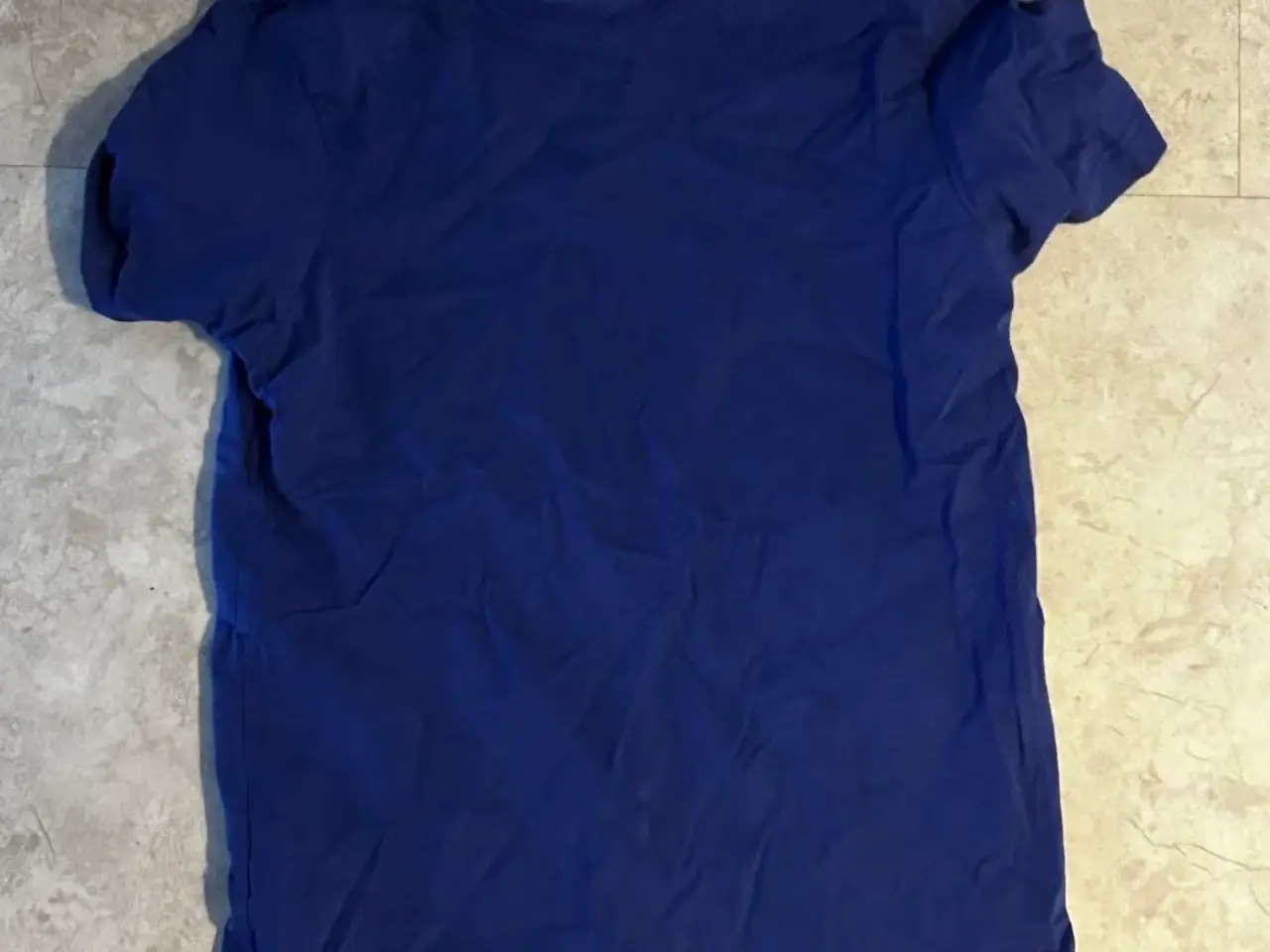 Billede 3 - Sælger 4 t-shirts