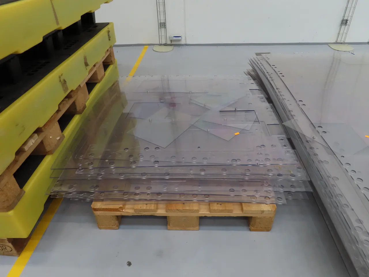 Billede 2 - Div. plexiglas