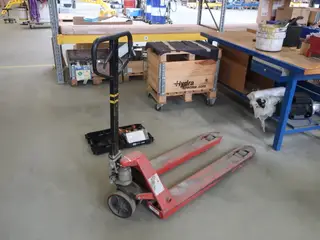 Palleløfter 2200 kg.