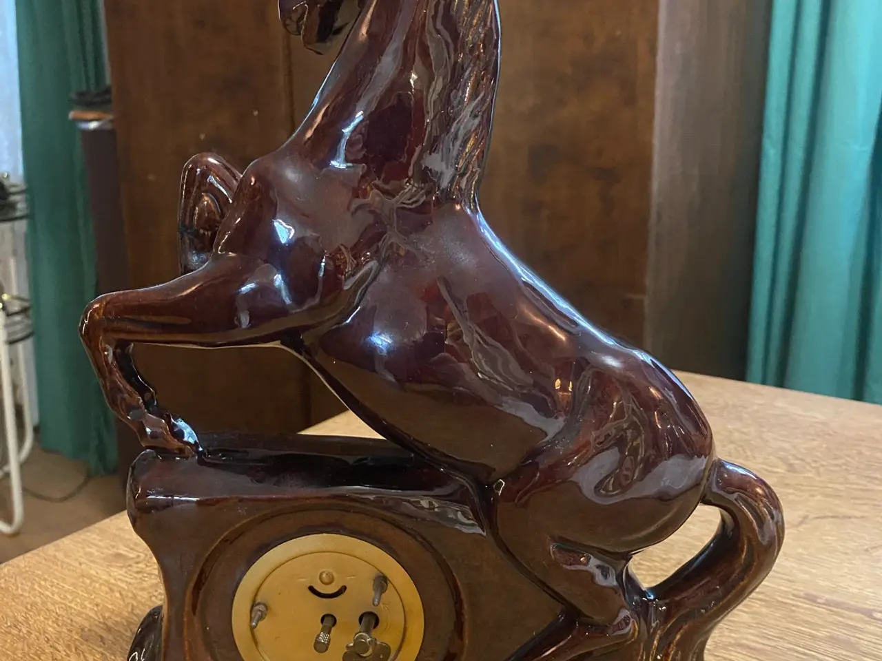 Billede 2 - vintage kaminur i keramik – Stejlende hest (V
