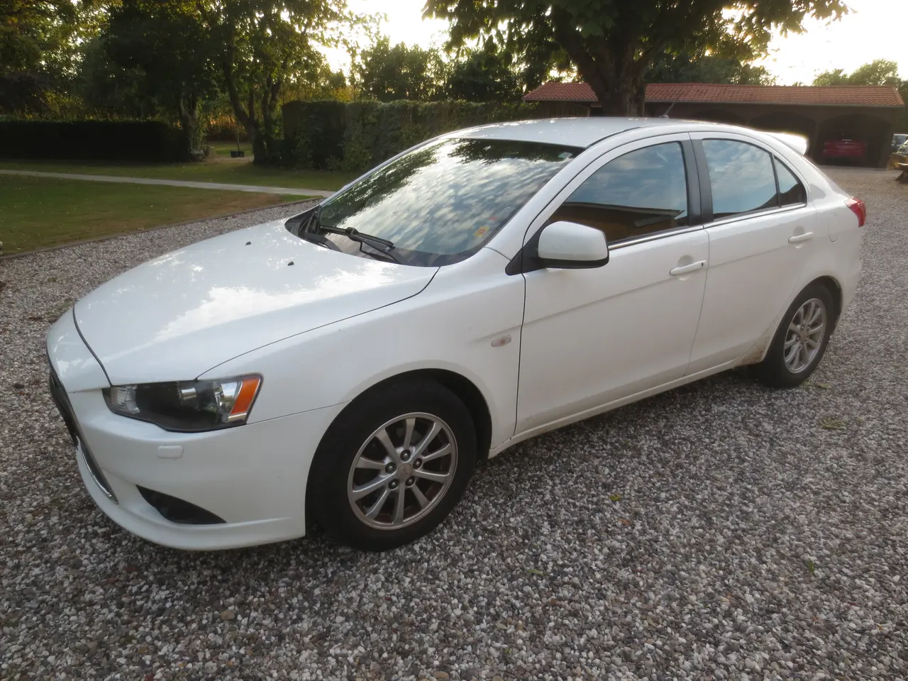 Billede 1 - Mitsubishi Lancer 1.6 i År 12. Synet 2/26.