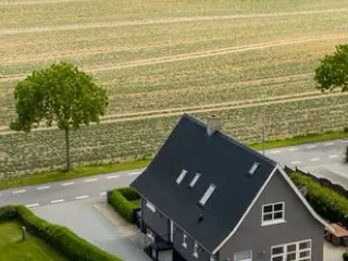 Dejlig familie hus tilsalg  nyt med varmepumpe 