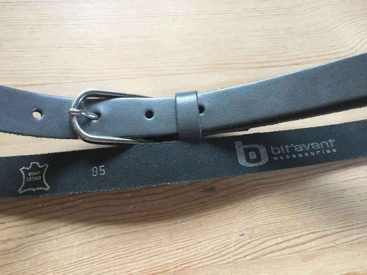 Billede 1 - 3 bælter, skindbælte fra bit'avant accessories