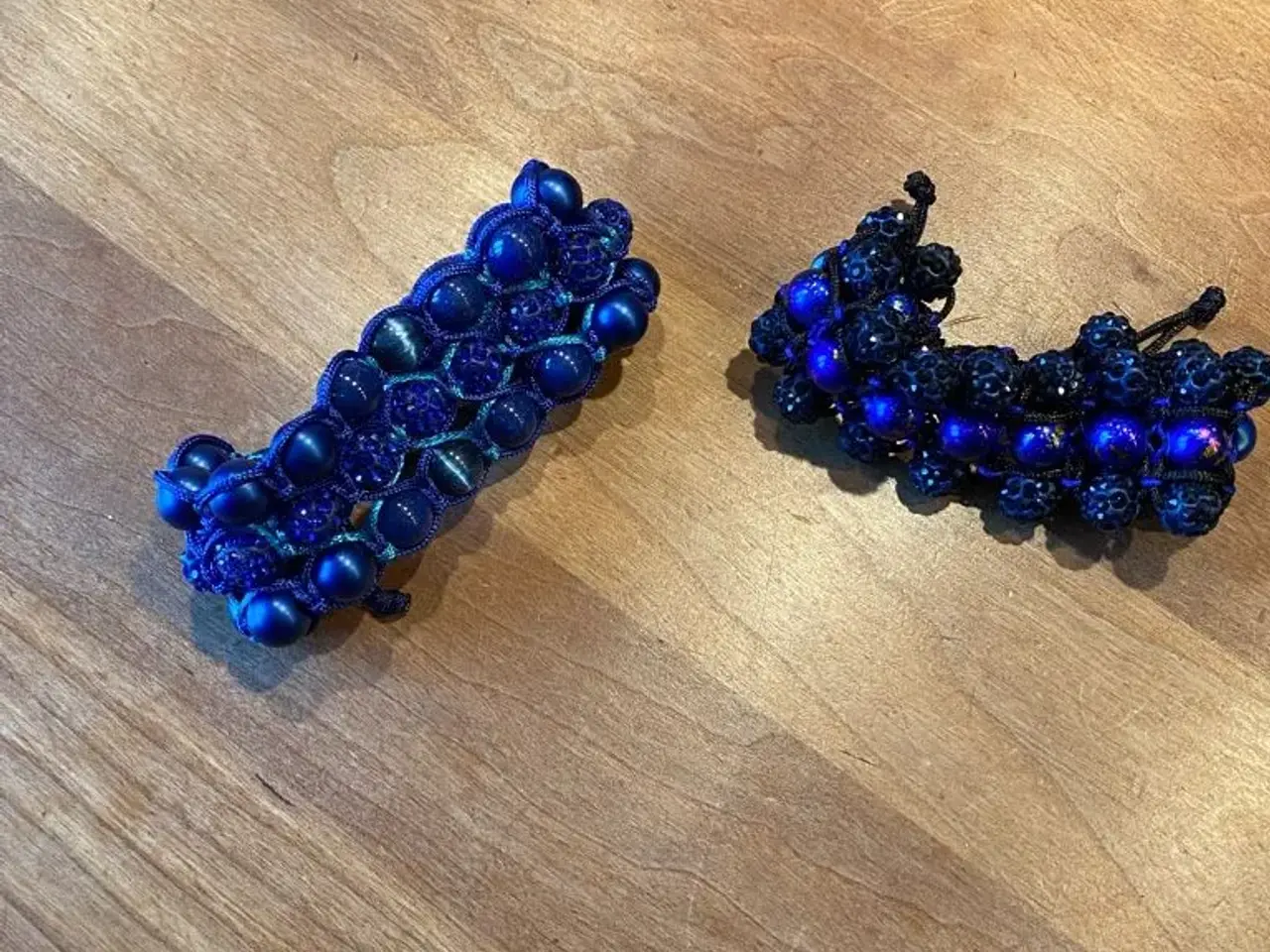 Billede 4 - Flotte nye knyttede armbånd