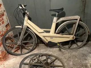 Plastik cykel