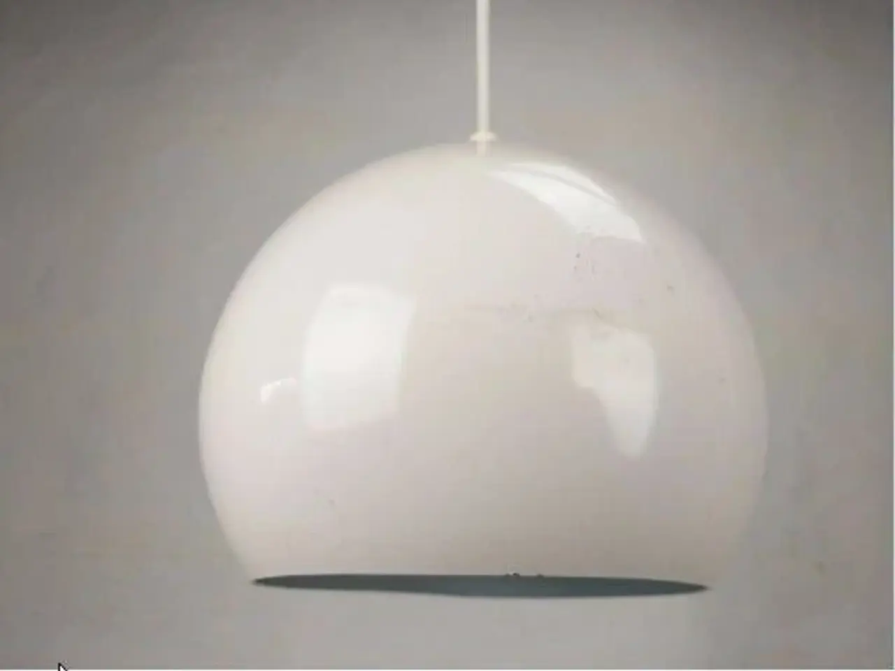 Billede 1 - Ball loftlampe med ny ledning