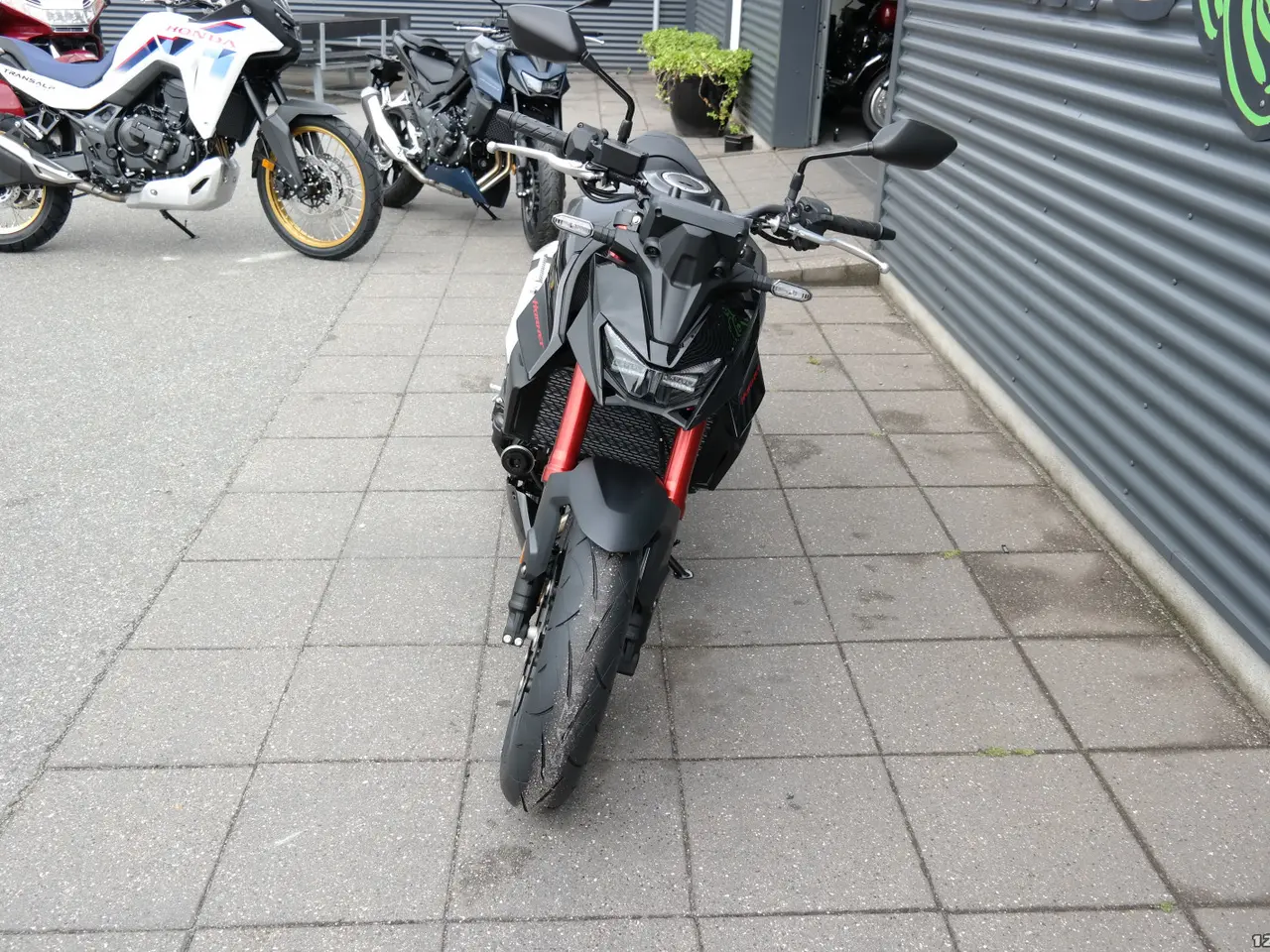 Billede 14 - Honda CB 750 Hornet E-Clutch MC-SYD       BYTTER GERNE