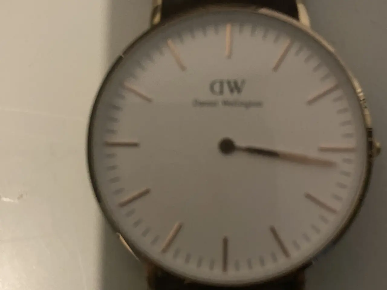 Billede 1 - Flot DW ur, guldbelagt