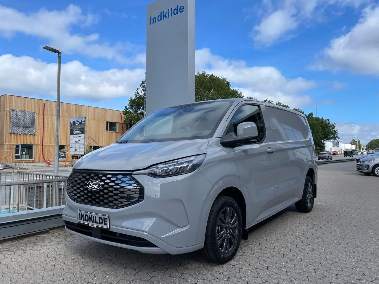 Billede 1 - Ford E-Transit Custom 320 L1 71 Limited