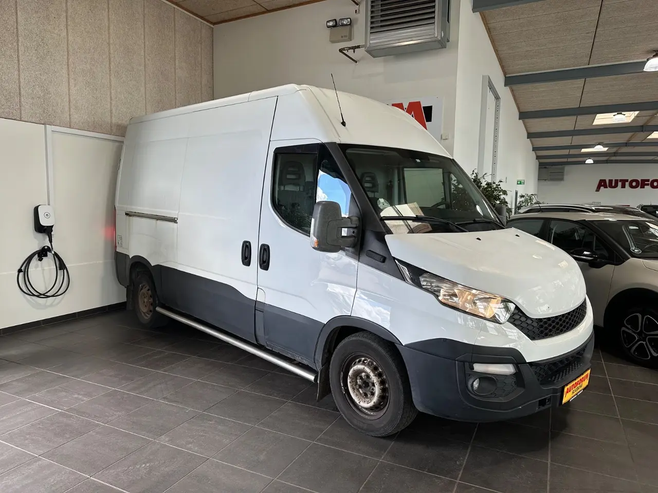 Billede 1 - Iveco Daily 2,3 35S15 10,8m³ Van
