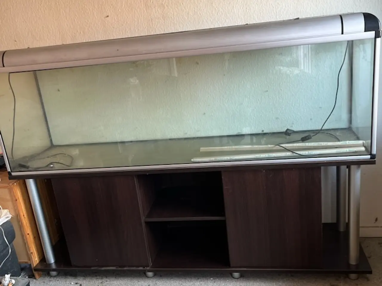 Billede 6 - 600 liter. Akvarie incl.bord og tilbehør. 