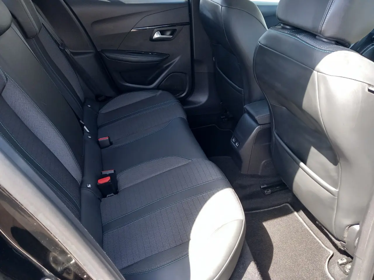 Billede 15 - Peugeot e-208 50 Allure
