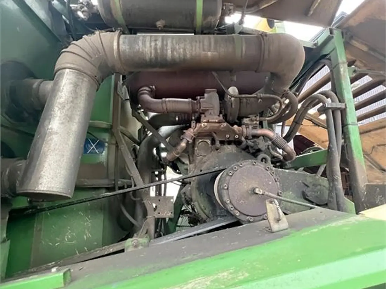Billede 32 - Krone Big X 650 V8 - Video!