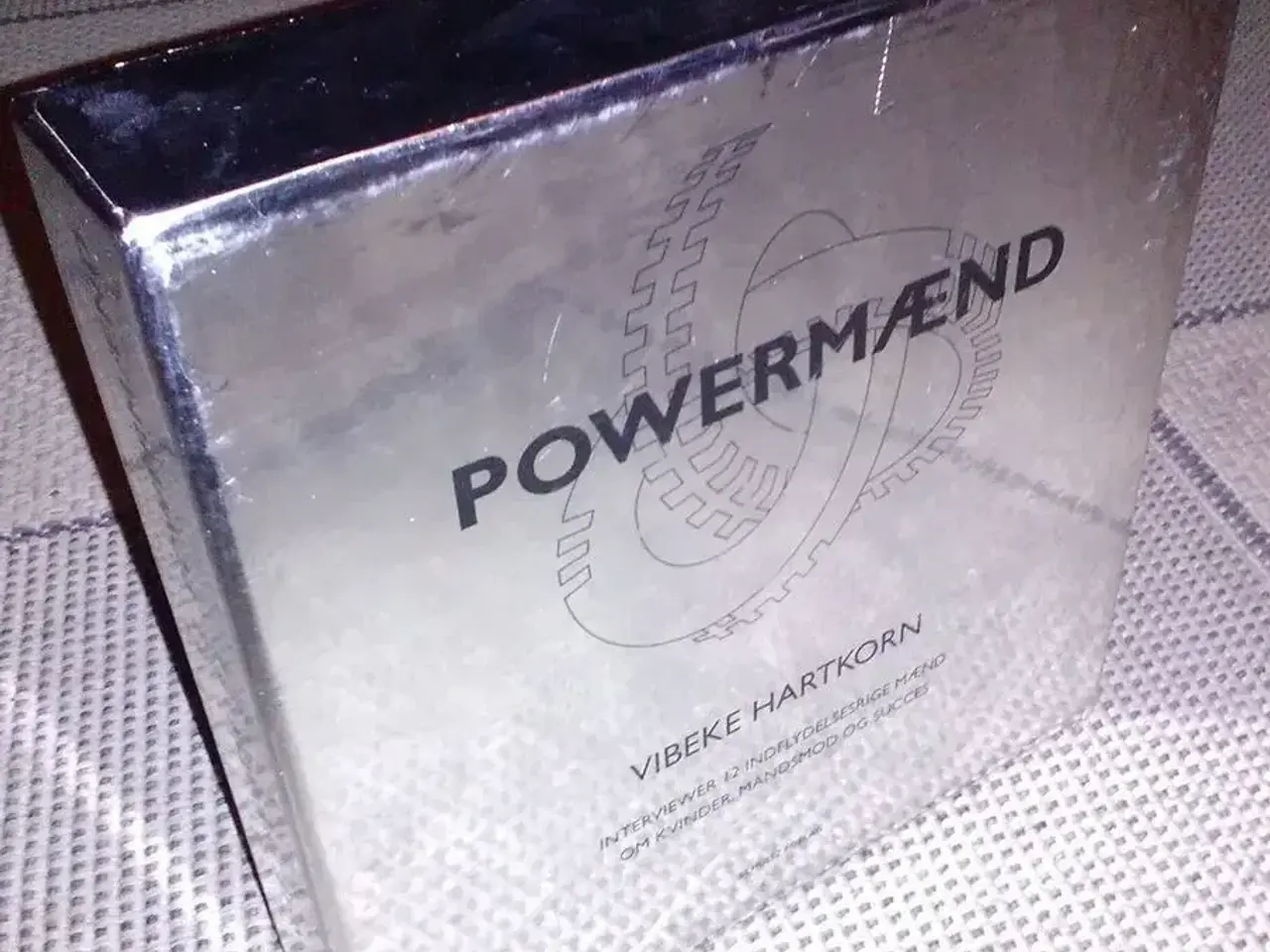 Billede 4 - 2 Bøger. Powermænd + Powerkvinder Boxsæt.