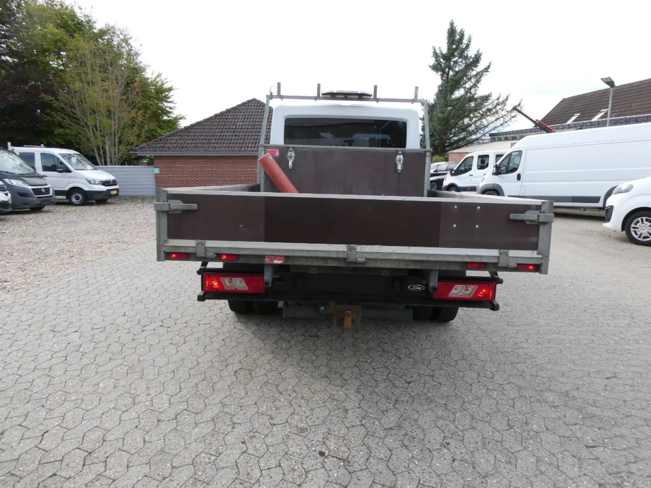 Billede 13 - Ford Transit 470 L4 Chassis 2,0 TDCi 170 Mandskabsvogn m/lad RWD