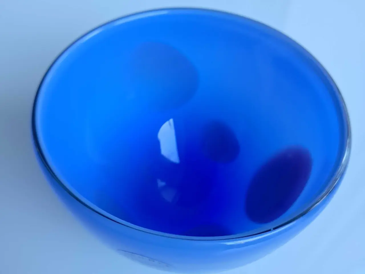 Billede 1 - Blå glasskål fra Søholm, kunstglas