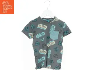 T-shirt med nummerplader fra Little Kids (str. 116)