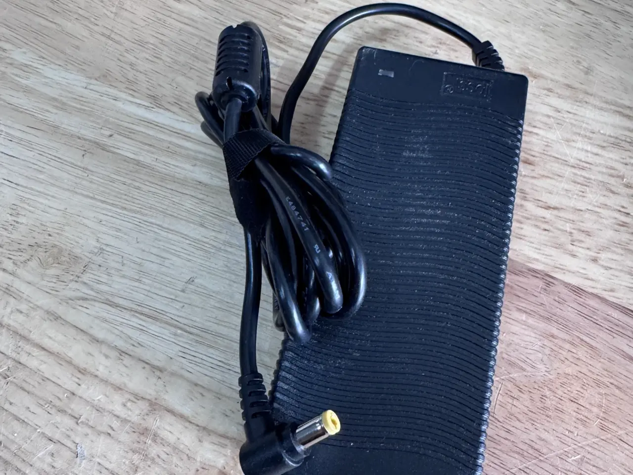 Billede 3 - 18V 5A 90W strømforsyning – Ny – 5,5×2,5 mm DC