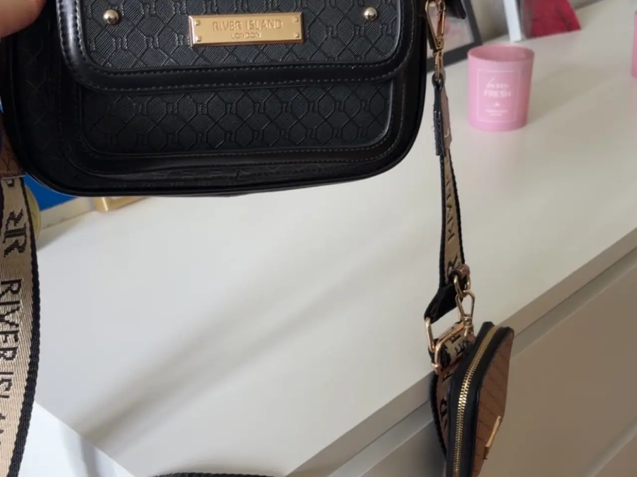 Billede 1 - River Island taske
