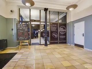 Lejemål på Hobro Station – ideel til café