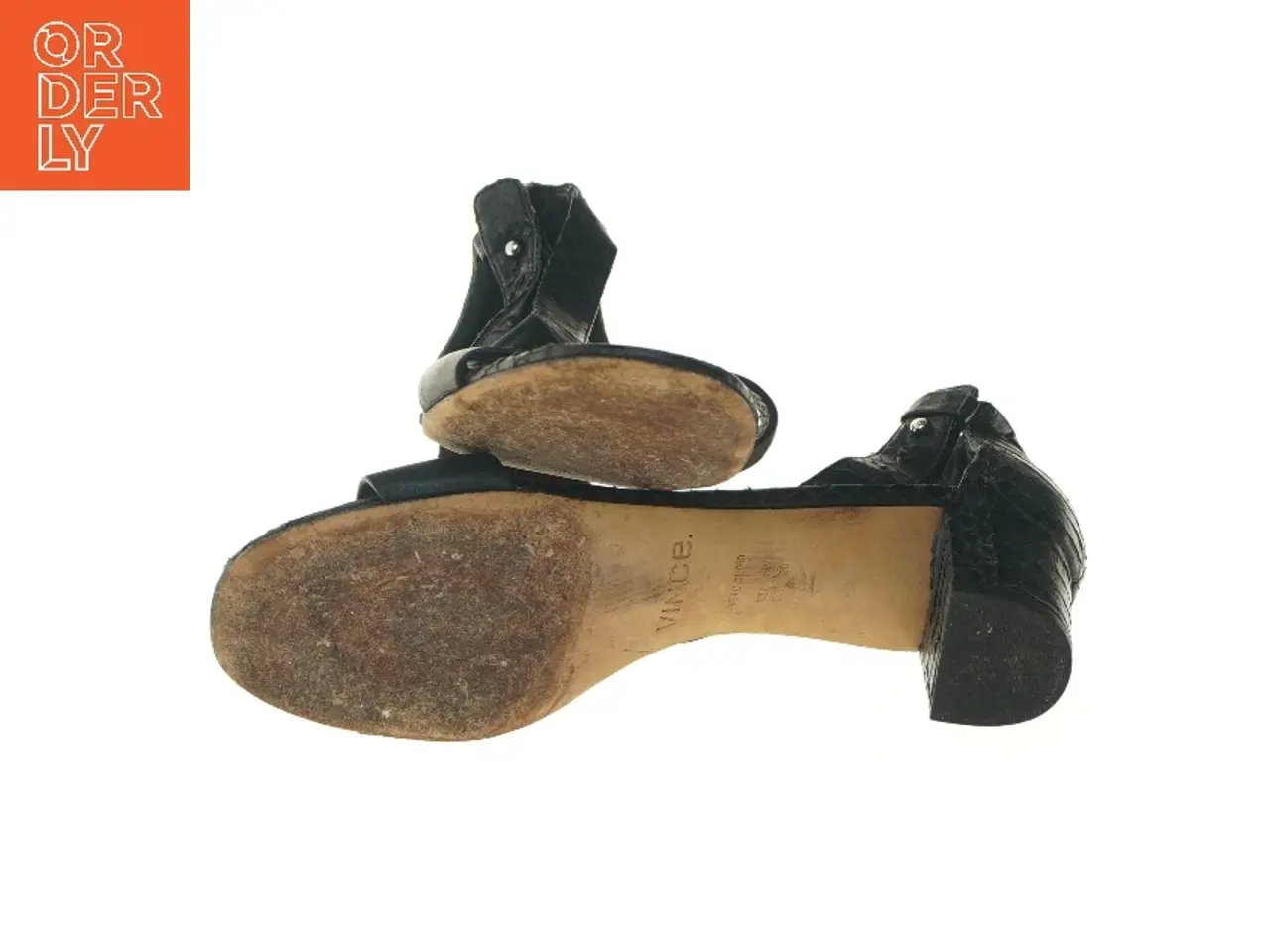 Billede 5 - Sorte sandaler med slangeskindsdetaljer fra Vince (str. 38 )