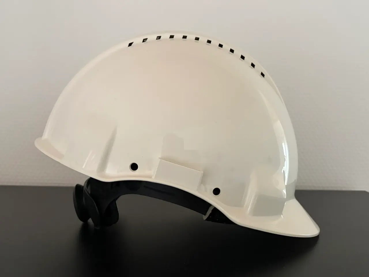 Billede 1 - 3M™ Sikkerhedshjelm, str. 53-62 cm