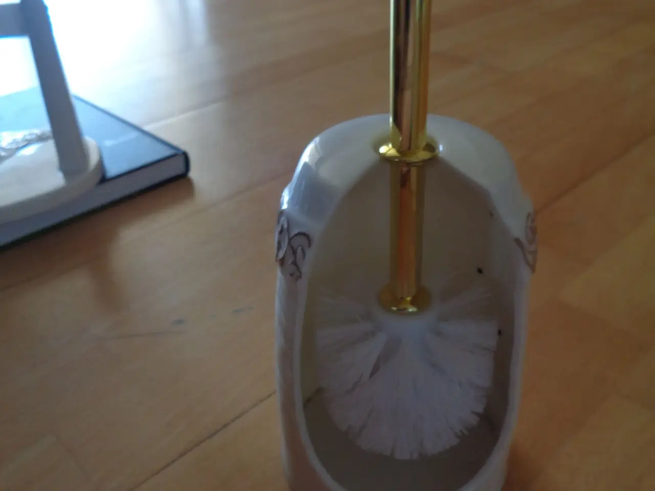 Billede 6 - Papirholder + børst