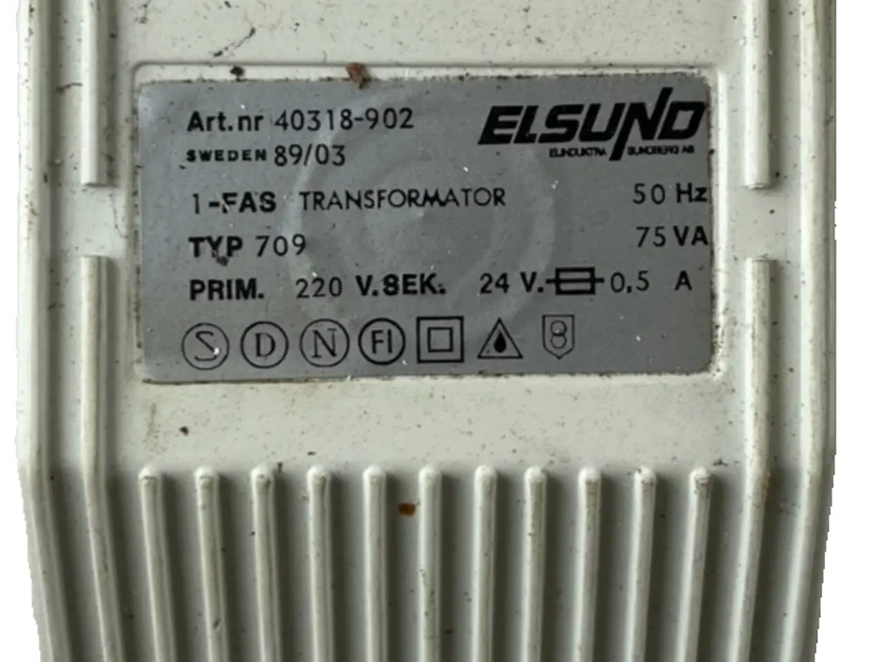 Billede 1 - Elsund 40318-902 Typ 709 75VA 220V to 24V 0.5A