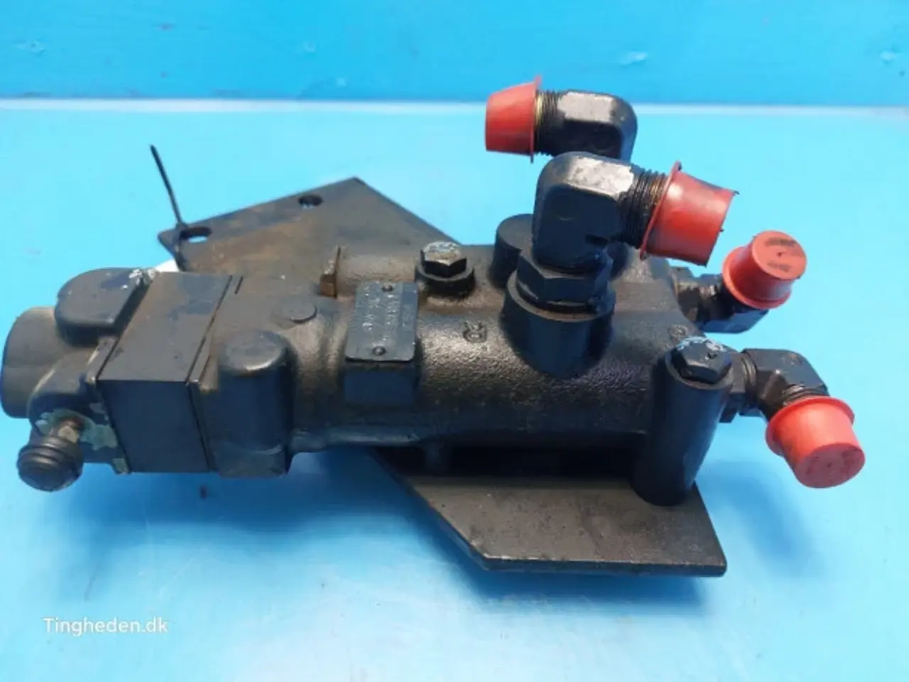 Billede 4 - Valmet 8050 Hydraulikventil 0 538 003 337