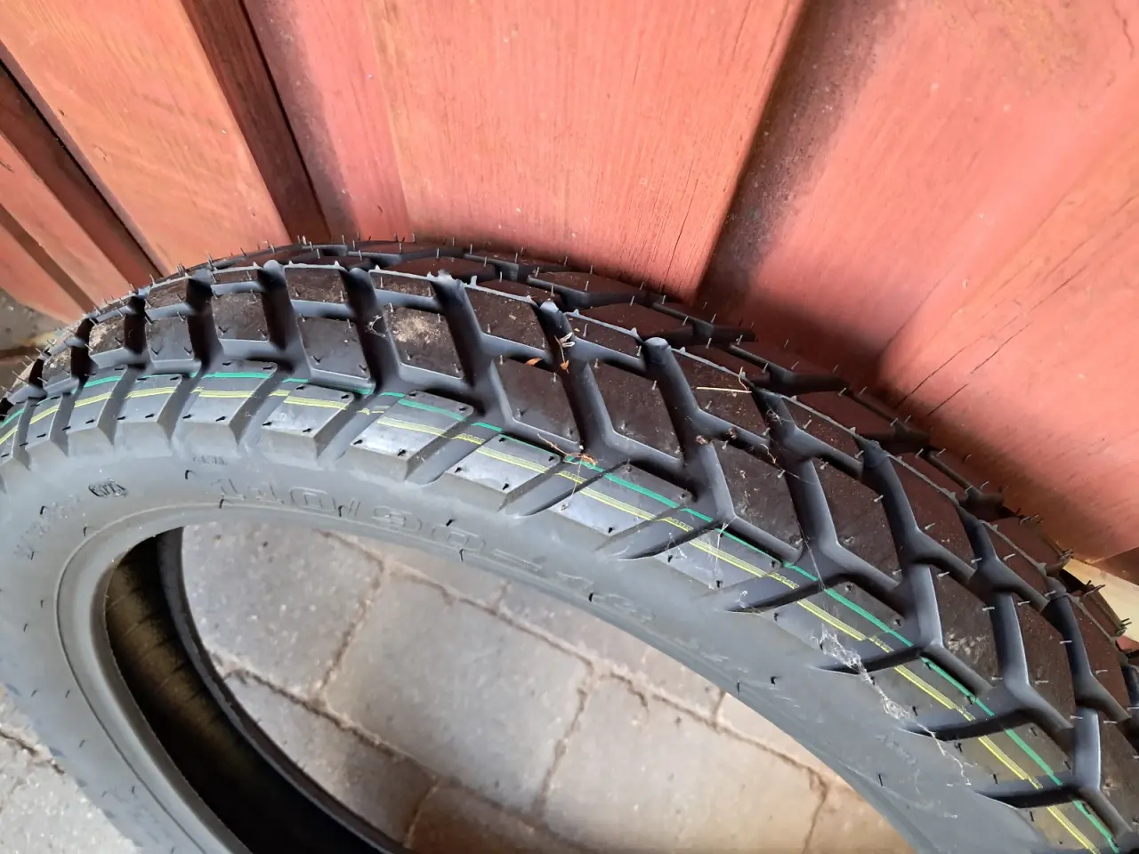 Billede 3 - Enduro dæk 110/90/18