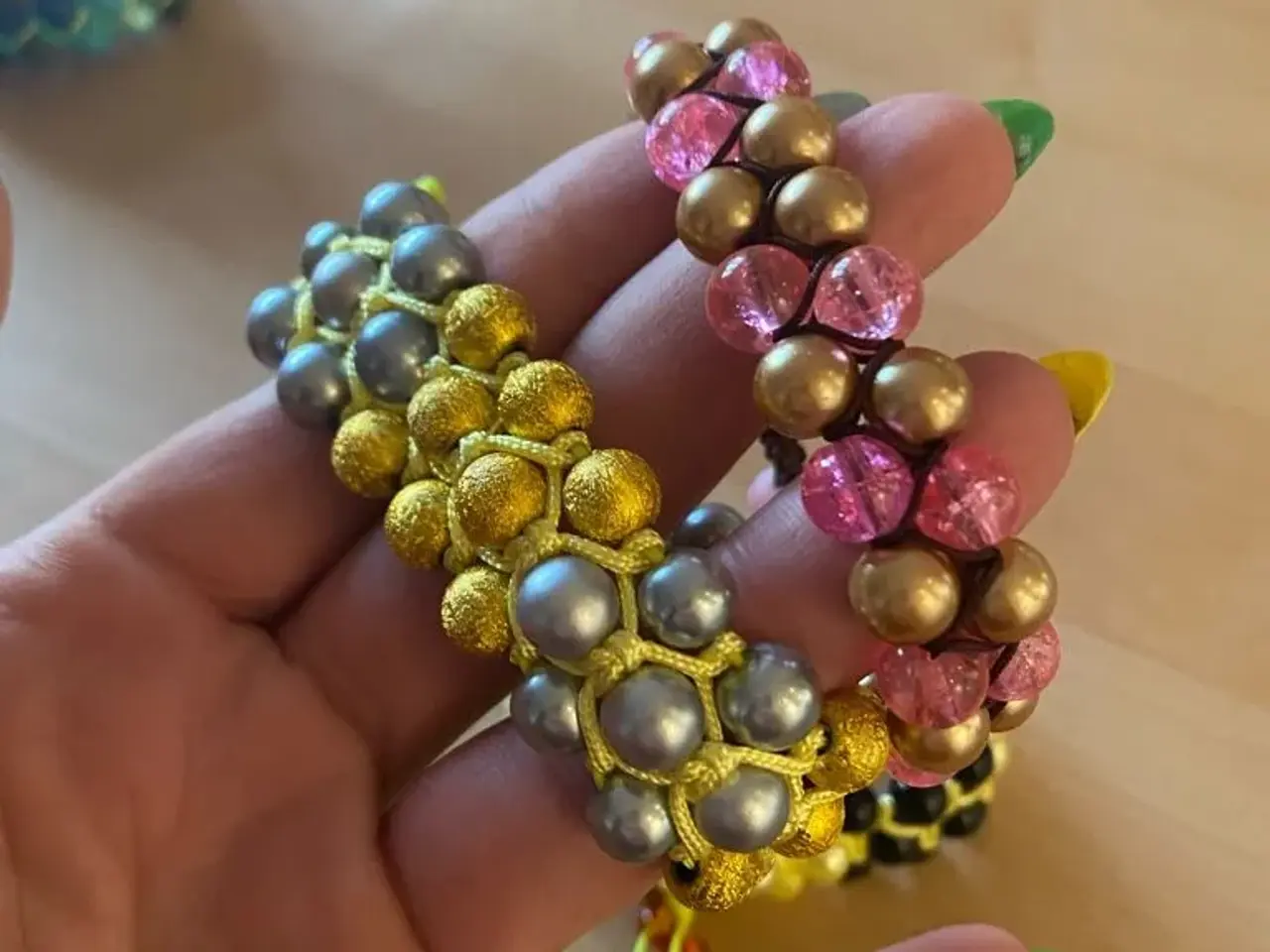 Billede 6 - Nye knyttede armbånd