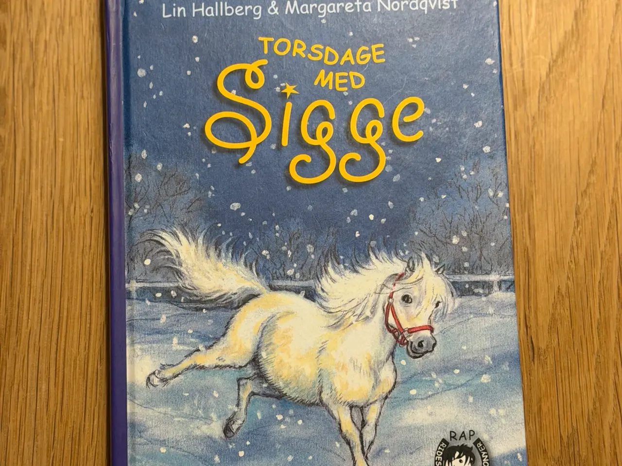 Billede 2 - Fine Sigge bøger har 9 stk.