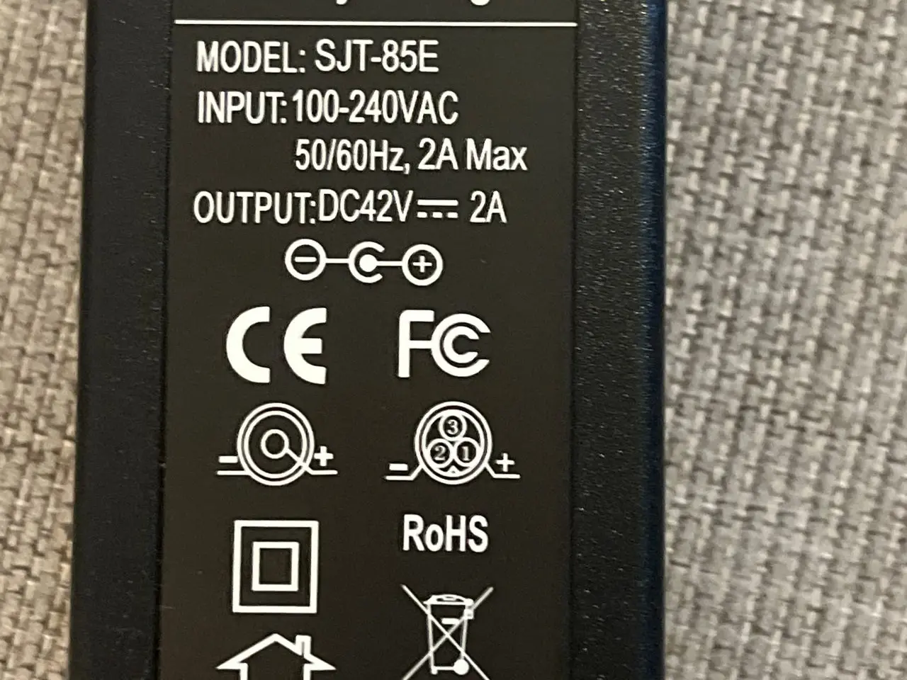 Billede 5 - Batterioplader 42V 2A til 36V batterier (elcykel/scooter)