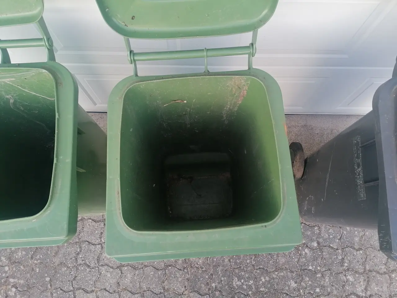 Billede 4 - Affaldsbeholdere på Hjul, 140L