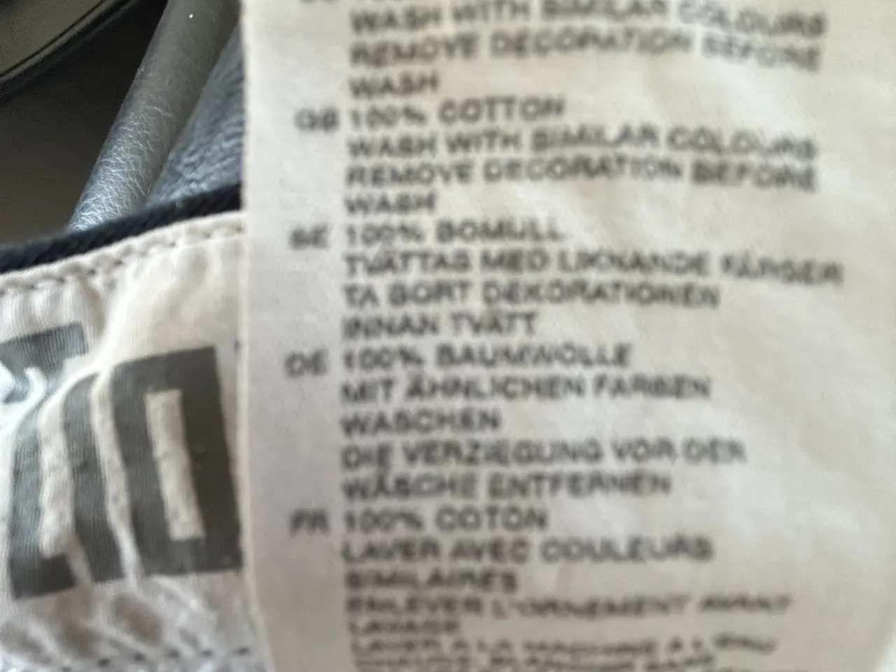 Billede 5 - Sorte bukser af mærket H&M